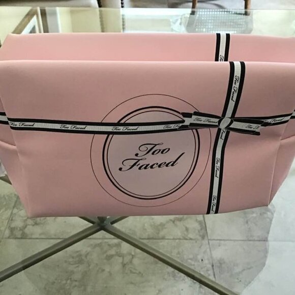 Too Faced Roomy Pink Makeup Bag Cosmetics bag. BRAND NEW!! - Picture 2 of 6